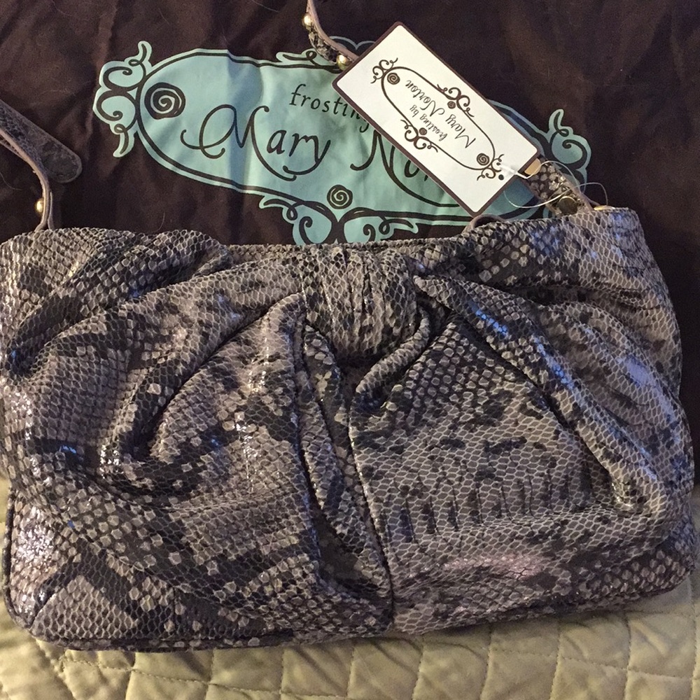 Mary Norton cross body bag